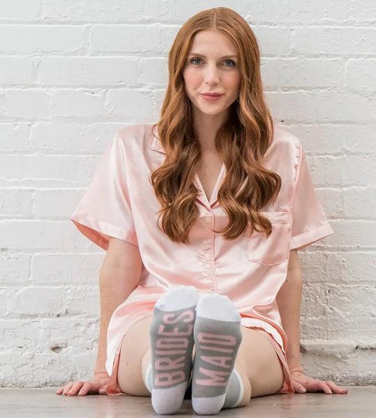 WOMEN’S BRIDAL SOCKS