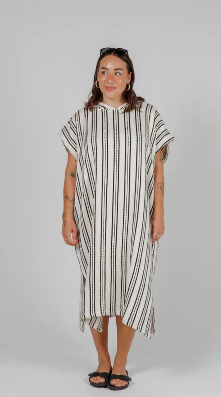TOFINO THE TATLOW UNISEX STITCH PONCHO