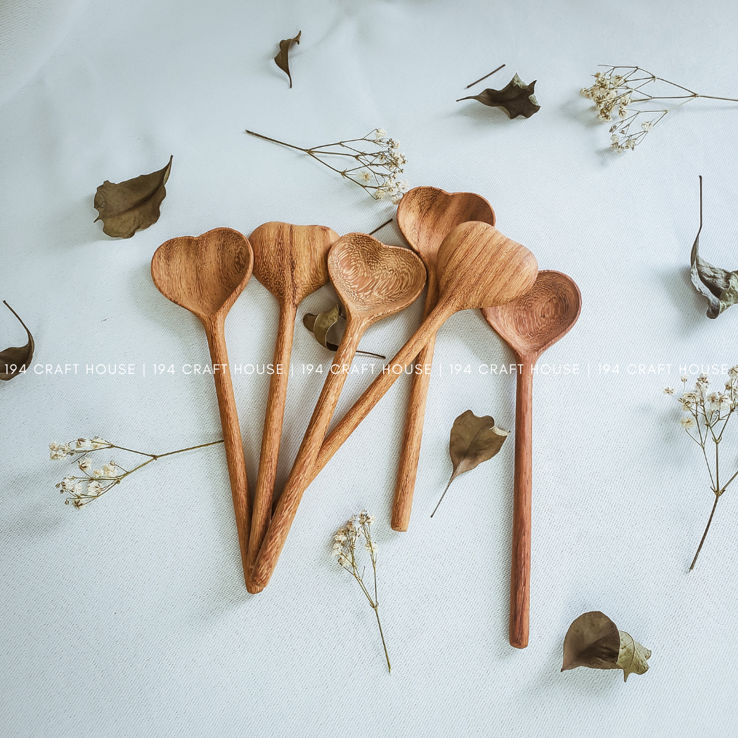 XOXO Engraved ELORA Wooden Heart Spoon - Home Decor & Gifts