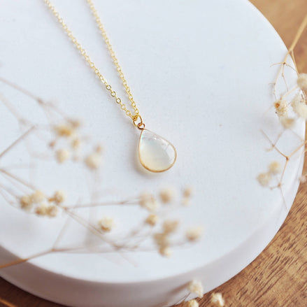 Oh So Lovely NADIA, Stunning Mother of pearl Charm Necklace