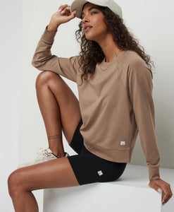 VUORI Long Sleeve Halo Crew
Women's DreamKnit™ Crew