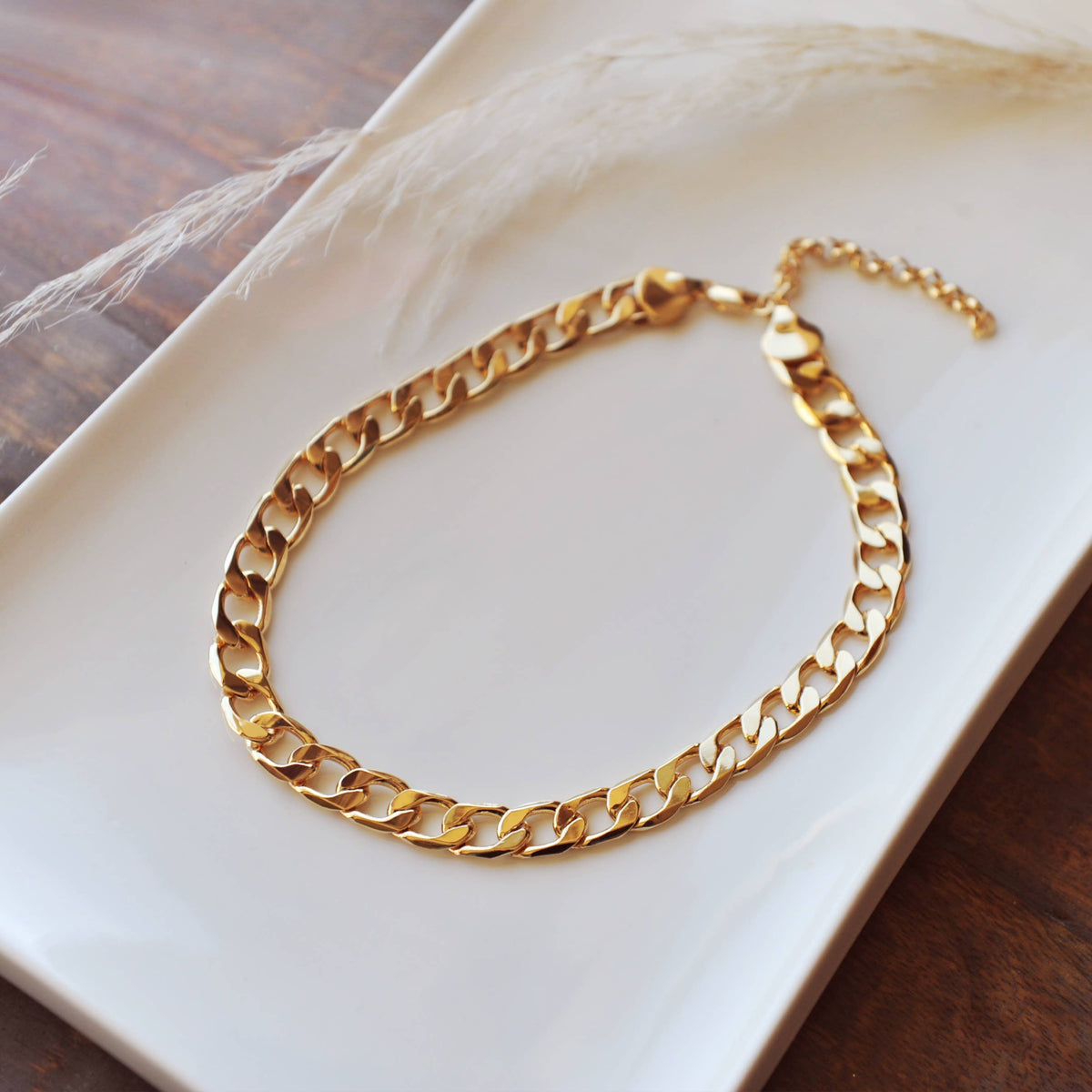 Oh So Lovely Chunky Flat Link Necklace