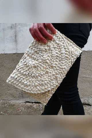 Simple Straw Clutch Plain Small Clip Women's Purse