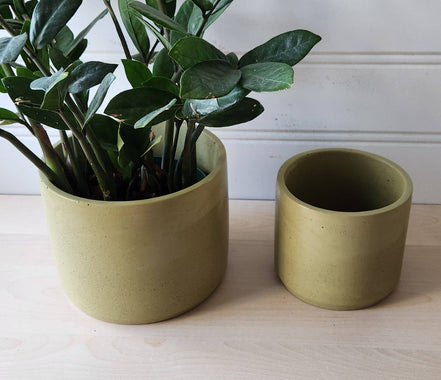 PLANT ‘ER HERE Cylinder Planter- 5" and 7" Chartreuse