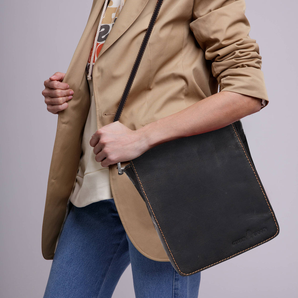 GREENWOOD LEATHER Leather Shoulder Bag Luna