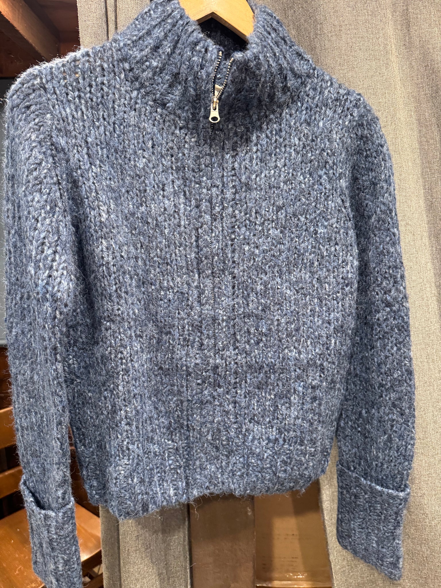 24 Colours zip up cardi