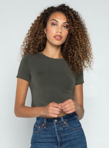 C'EST MOI BAMBOO SS CROP TOP