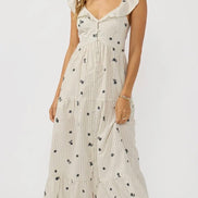 LOVESTITCH Embroidered Dress.
Maribel Embroidered