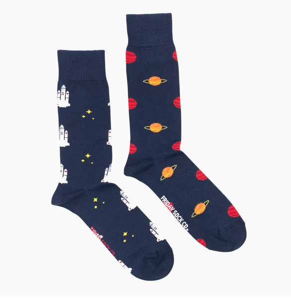 MEN’S *FRIDAY MISMATCHED SOCKS-ANIMALS & HOBBIES