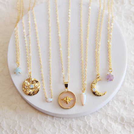 Oh So Lovely Lola Bee Necklace Rose Quartz