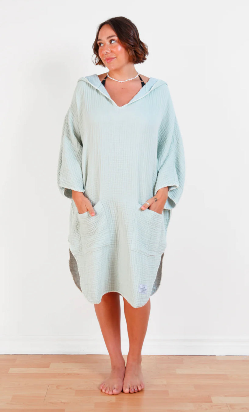 TOFINO THE COCOON | Women's Muslin Surf Poncho-ONE SIZE