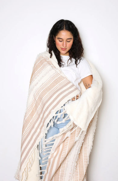 TOFINO THE OPHELIA | Fleece Throw
