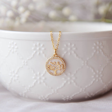 OH SO LOVELY Tree of life necklace