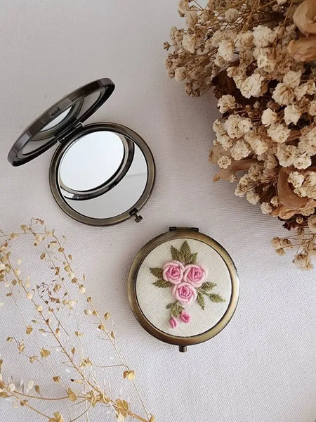 Quince fables Floral Embroidered Compact Mirror, Collection Sophia
