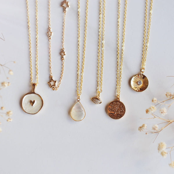 Oh So Lovely ARIELLA, Sweet Heart Necklace, Pretty Gift for her