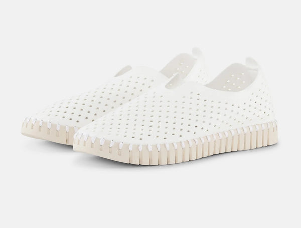 ILSE JACOBSEN TULIP FLATS WITH CUT OUTS