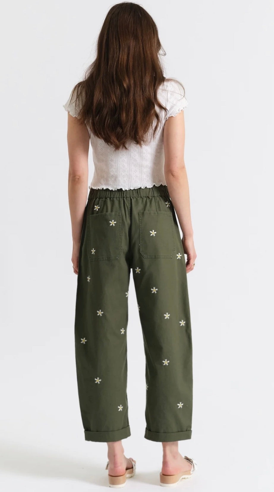 DAZE VILLA PANT DRAWSTRING
BARREL LEG GREEN DAISY