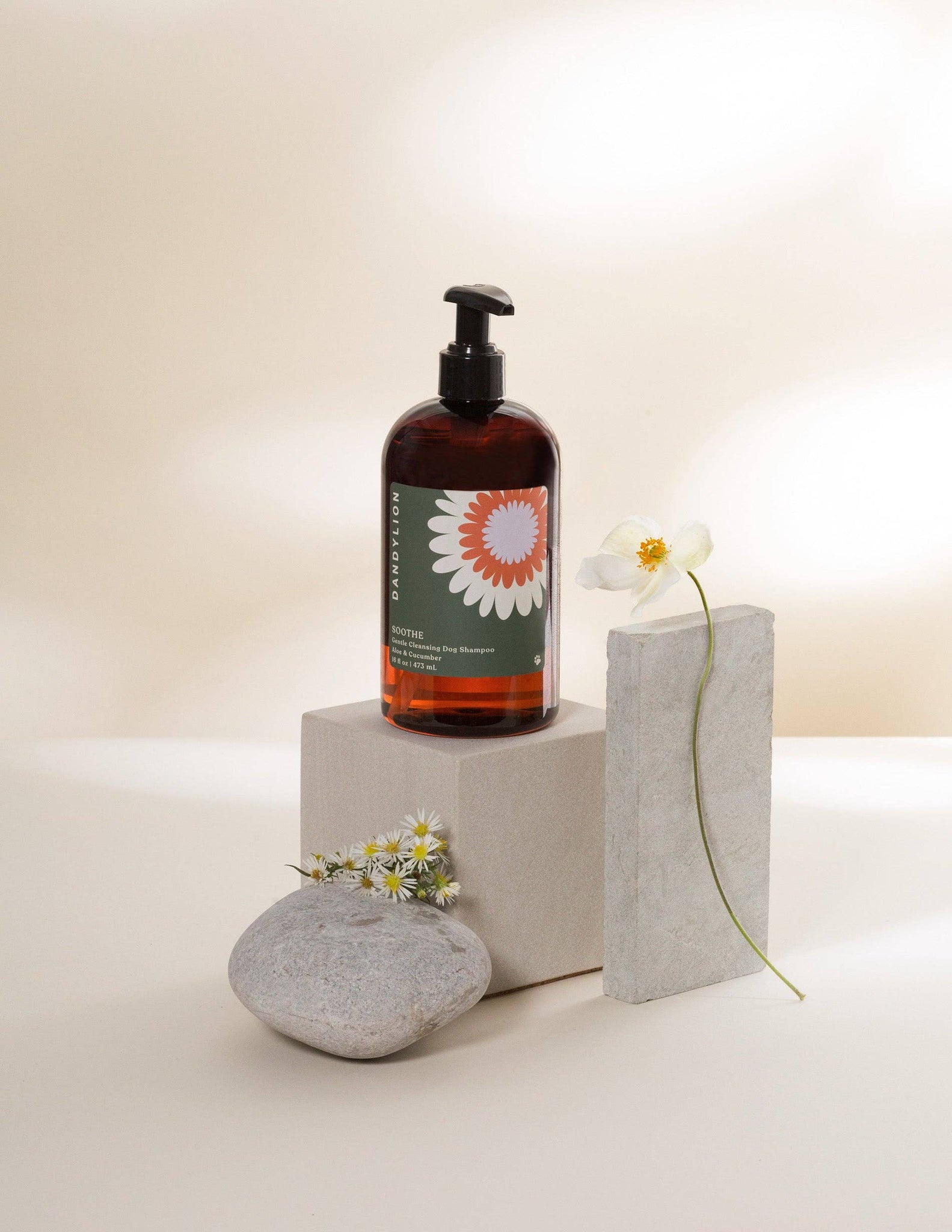 DANDYLION Soothe Gentle Cleansing Dog Shampoo
