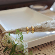 Oh So Lovely Lucia flat hoop