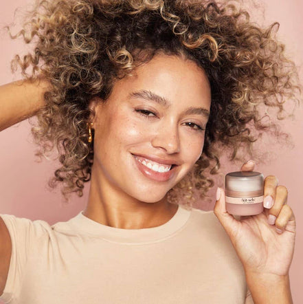KITSCH Light Volumizing Rice Protein Dry Shampoo with Puff