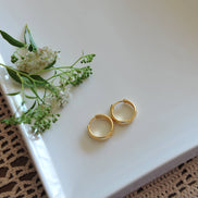 Oh So Lovely Lucia flat hoop