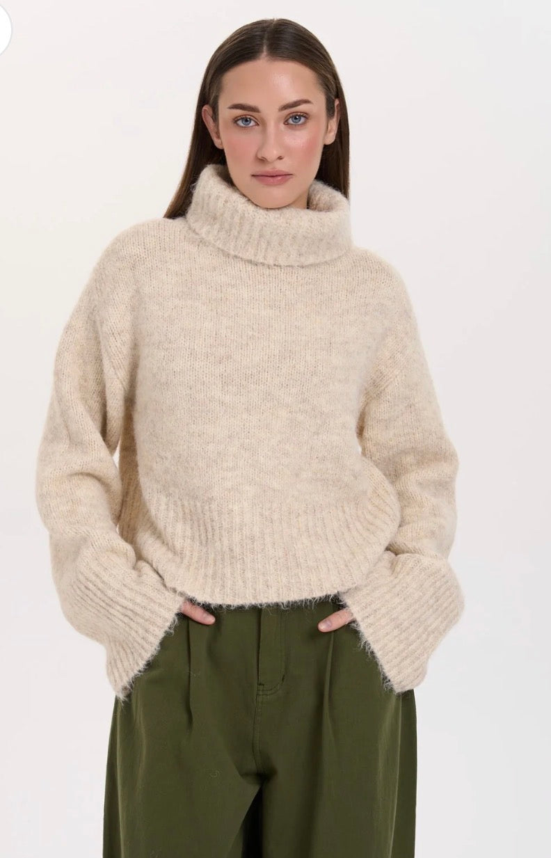 24 COLOURS MOCK NECK SWEATER
