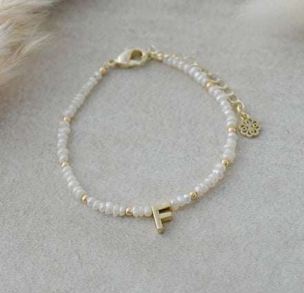 GLEE QUINTESSENTIAL INSIGNA INITIAL BRACELET