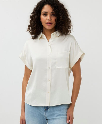 ESQUALO Blouse s/sIve pocket satin look