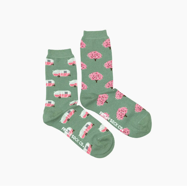 FRIDAY WOMEN’S MISMATCHED SOCKS-RANDOM NOVELTY