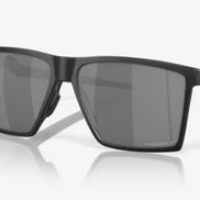 OAKLEY FUTURITY SUN SUNGLASSES 0009482