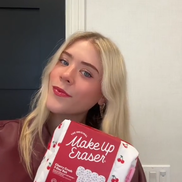 MakeUp Eraser Cherry Crush 7-Day Set & Makeup Bag Gift Set