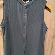 LEZ A LEZ BUTTON DOWN TANK