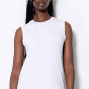 UP SLEEVELESS TOP