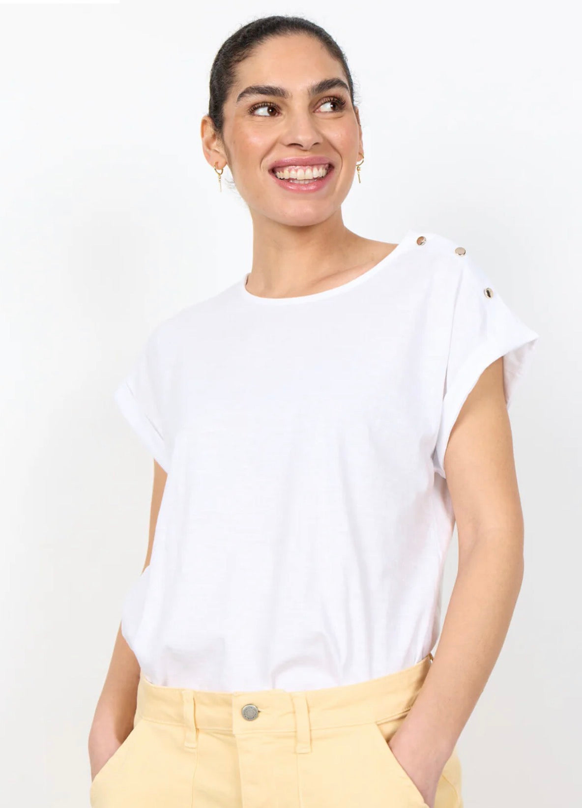 SOYA CONCEPT BABETTE TEE WITH BUTTON SLEEVES