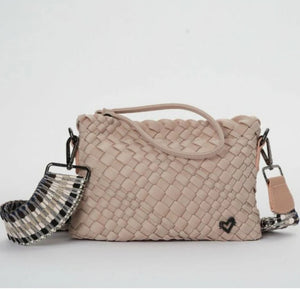 preneLOVE®
CHARLOTTE WOVEN CROSSBODY - DUSTY PINK