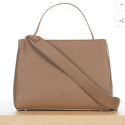 ELA LADY BAG WITH GOLD HARDWARE AND MAGNET