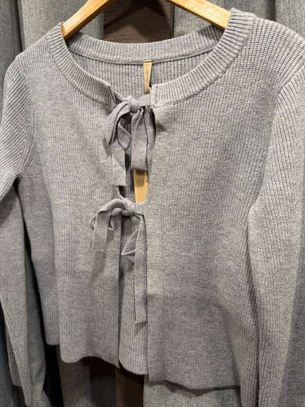 SOYA KANITA TIE TOP