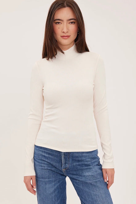 GENTLE FAWN WREN TOP
