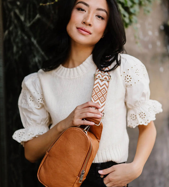 M&C SUTTON SLING CROSSBODY FANNY BAG