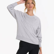 VUORI Long Sleeve Halo Crew
Women's DreamKnit™ Crew