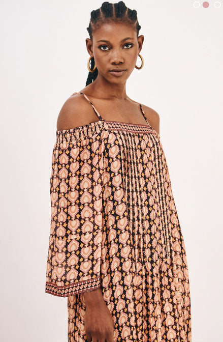 NKN LONG PRINTED DRESS OFF
SHOULDERS