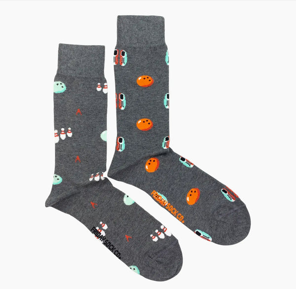 MEN’S *FRIDAY MISMATCHED SOCKS-ANIMALS & HOBBIES