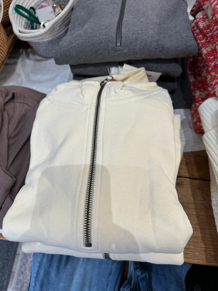 HATLEY MOCK NECK PULLOVER