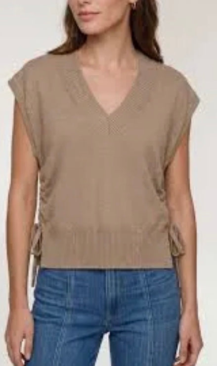 LIVERPOOL V-NECK DMAN POPOVER SWEATER WITH TIES