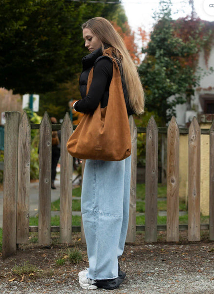 RISA KNOT TOTE SUEDE