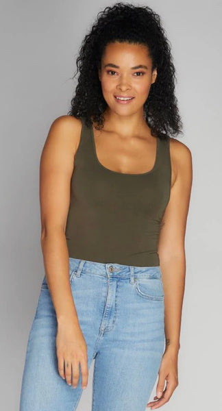C'EST MOI BAMBOO SHORT TANK*