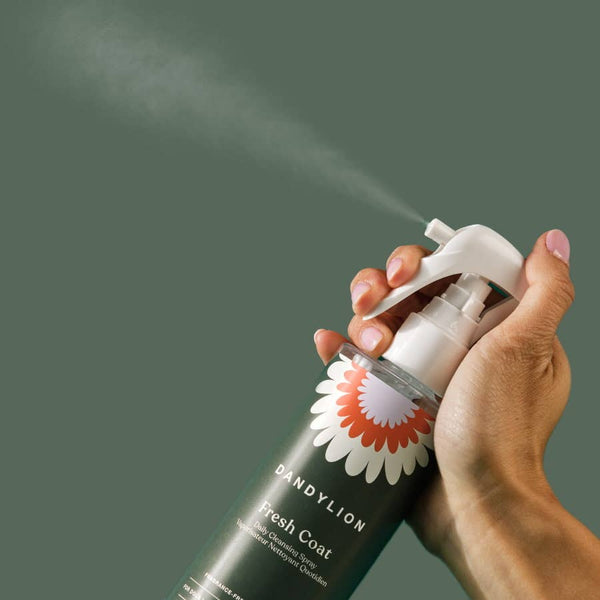 DANDYLION Fresh Coat Daily Cleansing Spray | Waterless No-Rinse Shampoo