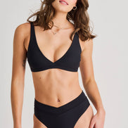 EVERYDAY SUNDAY Rib V-Neck Crop Top