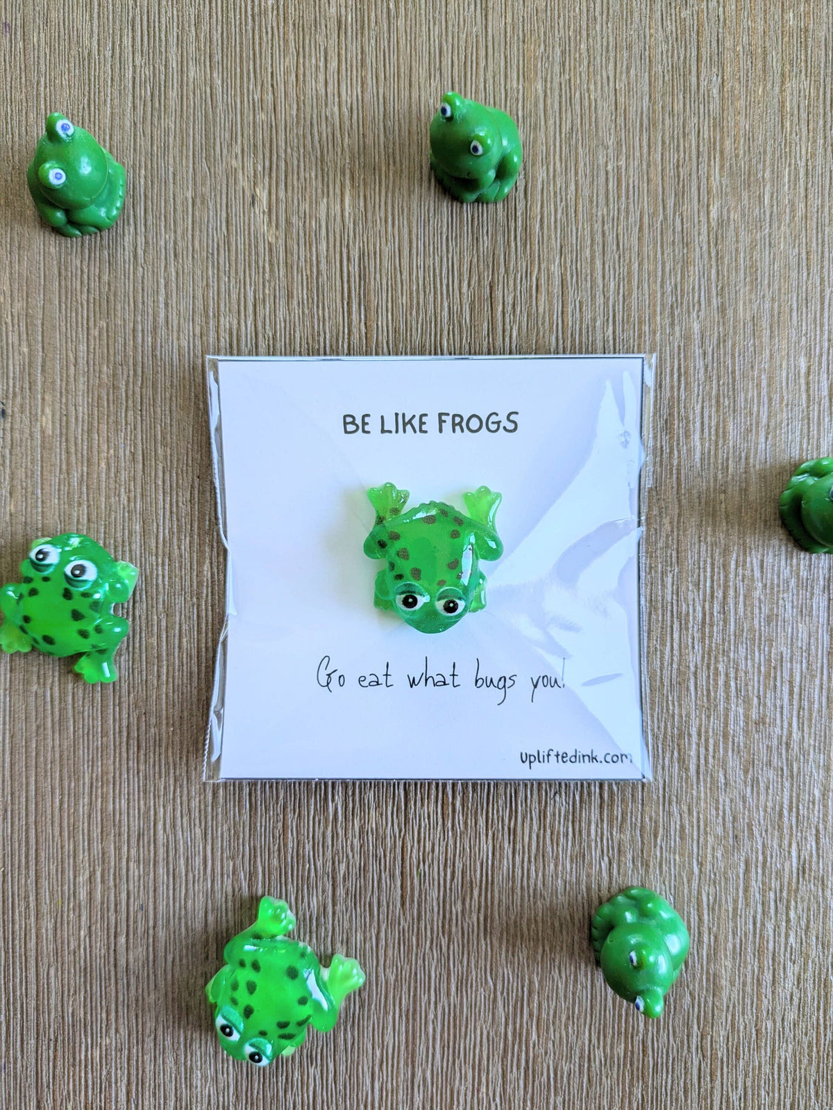 UNLIFTED INK Frogs Go Eat Bugs Card with Frog Figurine & Mini Note