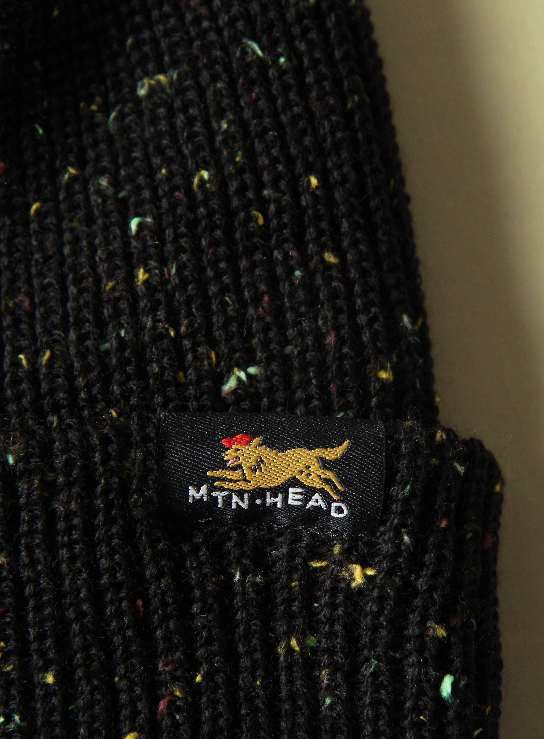 MUTTONHEAD Trail Toque - Black Rainbow Speckle